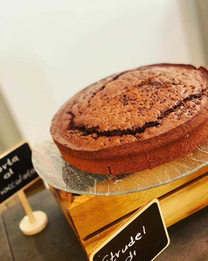 Hotel Apogeo - Breakfast Experience Rimini Bagian luar foto