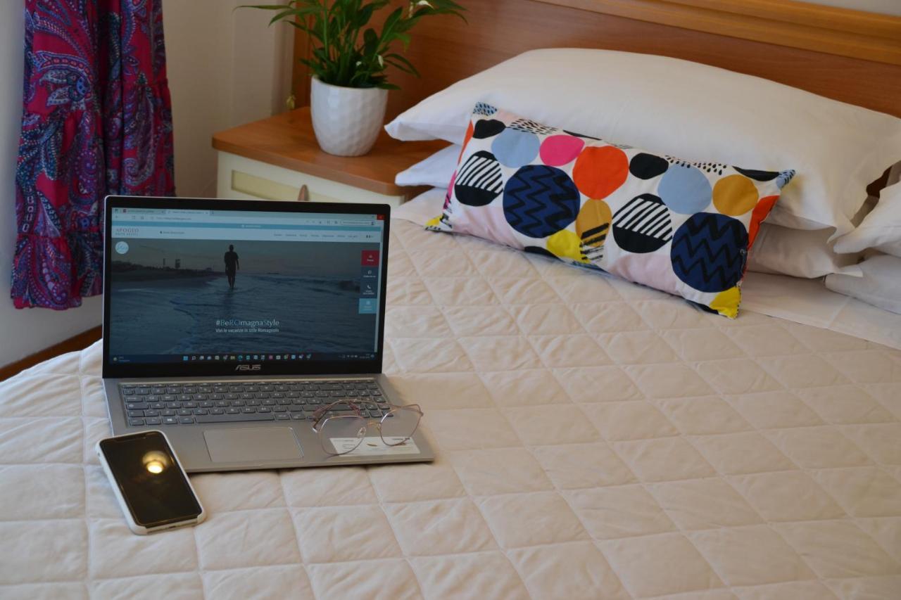 Hotel Apogeo - Breakfast Experience Rimini Bagian luar foto